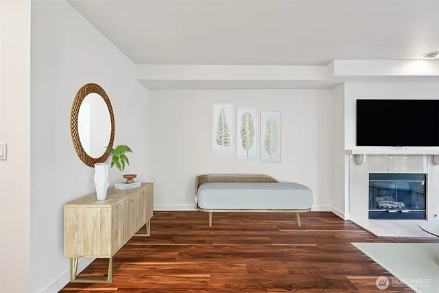 $599,000 | 1425 Dexter Avenue North, Unit 611, Seattle, WA 98109