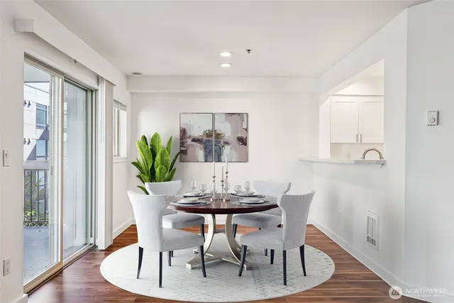 $599,000 | 1425 Dexter Avenue North, Unit 611, Seattle, WA 98109