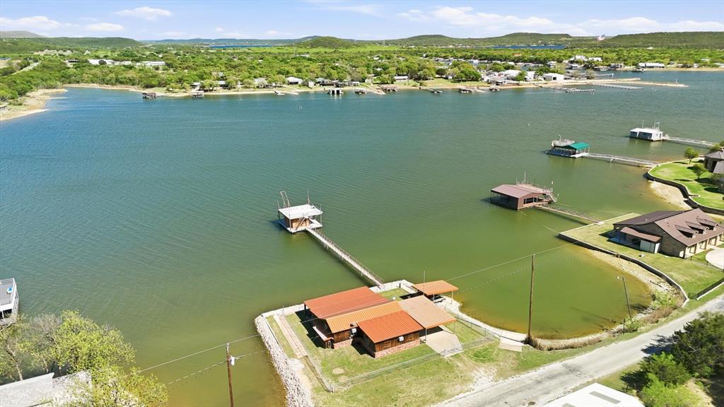 4513 Chapel Road Graham, TX 76450 - Photo 35 of 38 a view of a ocean from a balcony