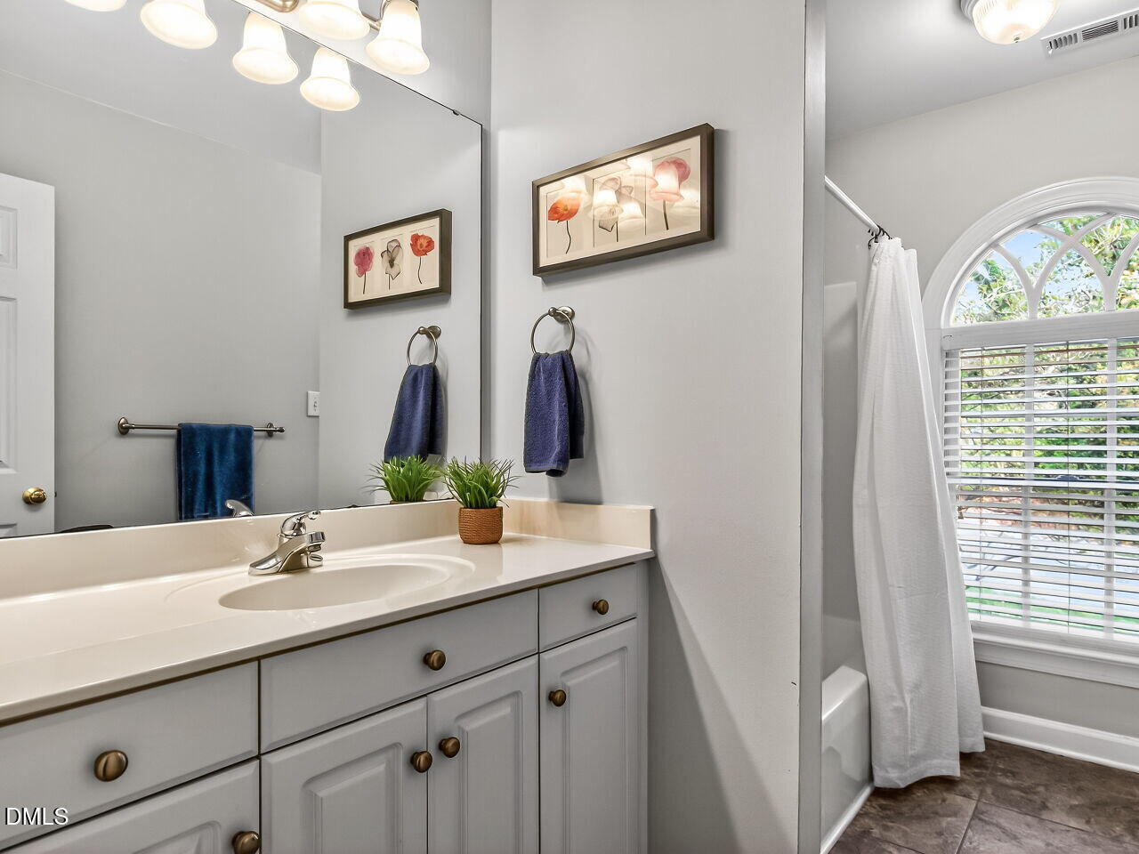 3100 Anderson Drive Raleigh, NC 27609 - Photo 25 of 36 Hall bathroom