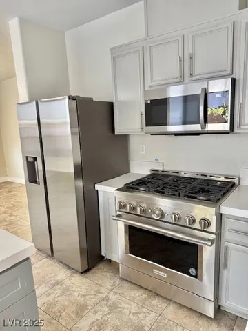 $2,500 | 5352 Magnolia Crossing Street, Las Vegas, NV 89148