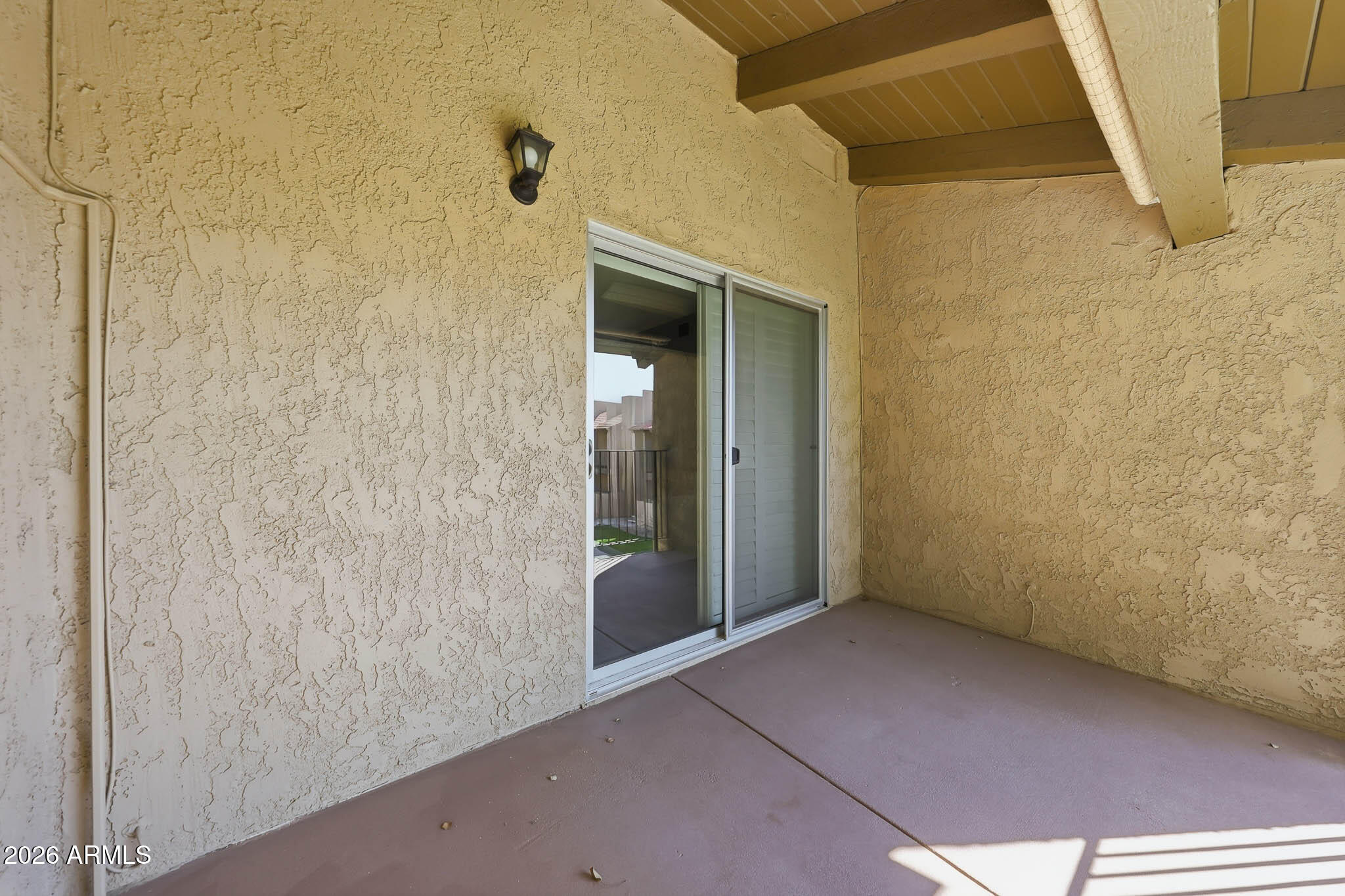 5525 East Thomas Road, Unit R 16 Phoenix, AZ 85018 - Photo 24 of 27 a view of an empty room
