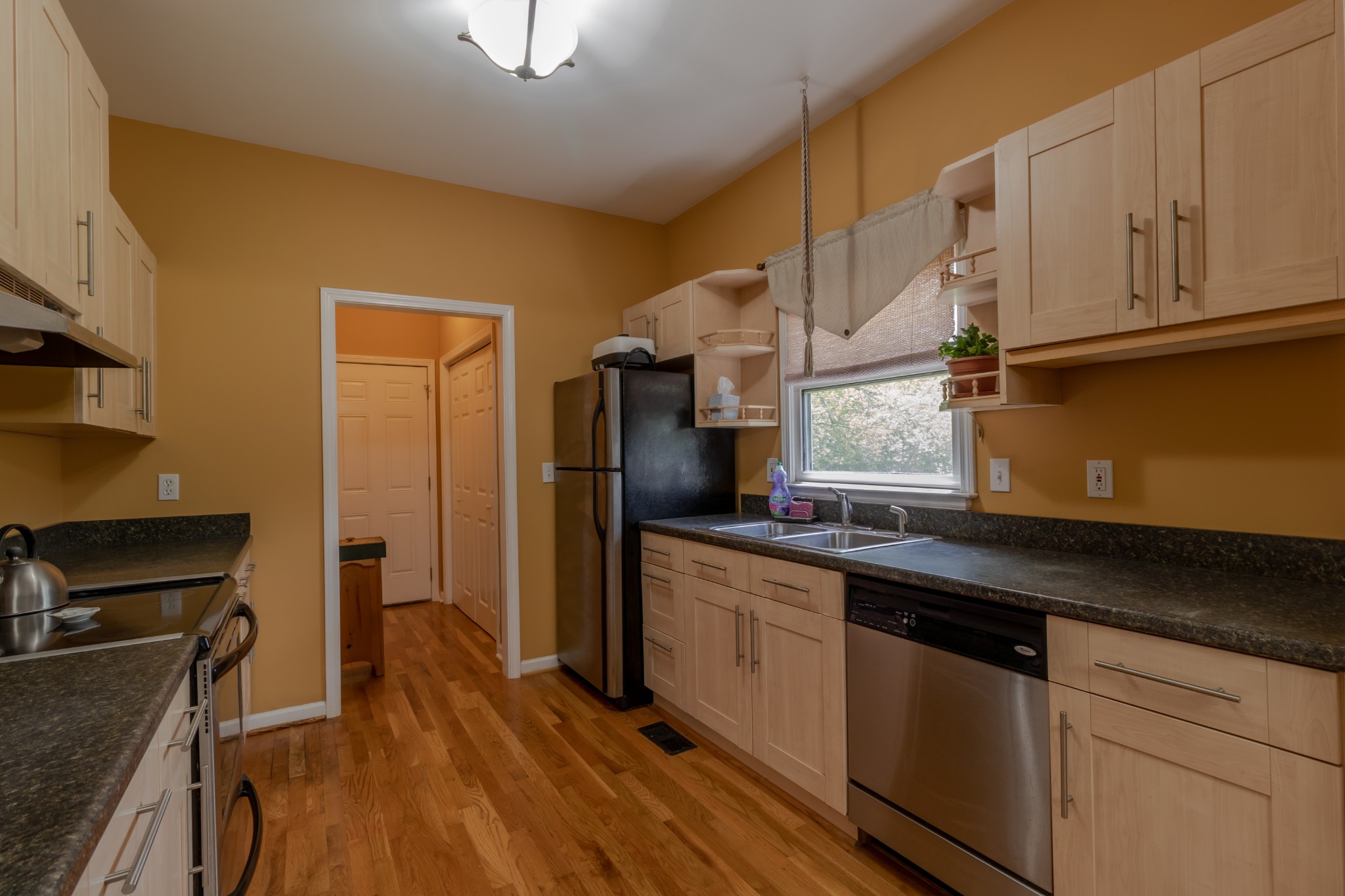 230 Johnny Ruth Court Murfreesboro, TN 37127 - Photo 8 of 25 Gallery Image 8