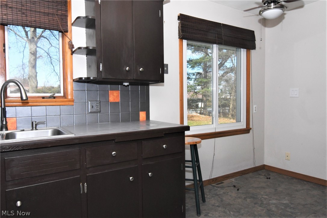 2979 Chamberlain Road Akron, OH 44333 - Photo 9 of 27
