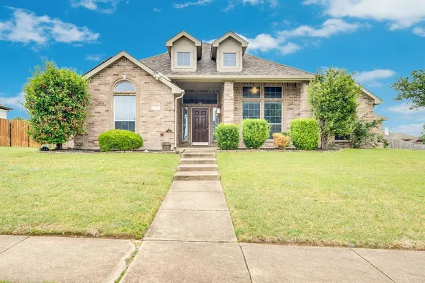 $415,000 | 1730 Vista Ridge Drive West, Midlothian, TX 76065