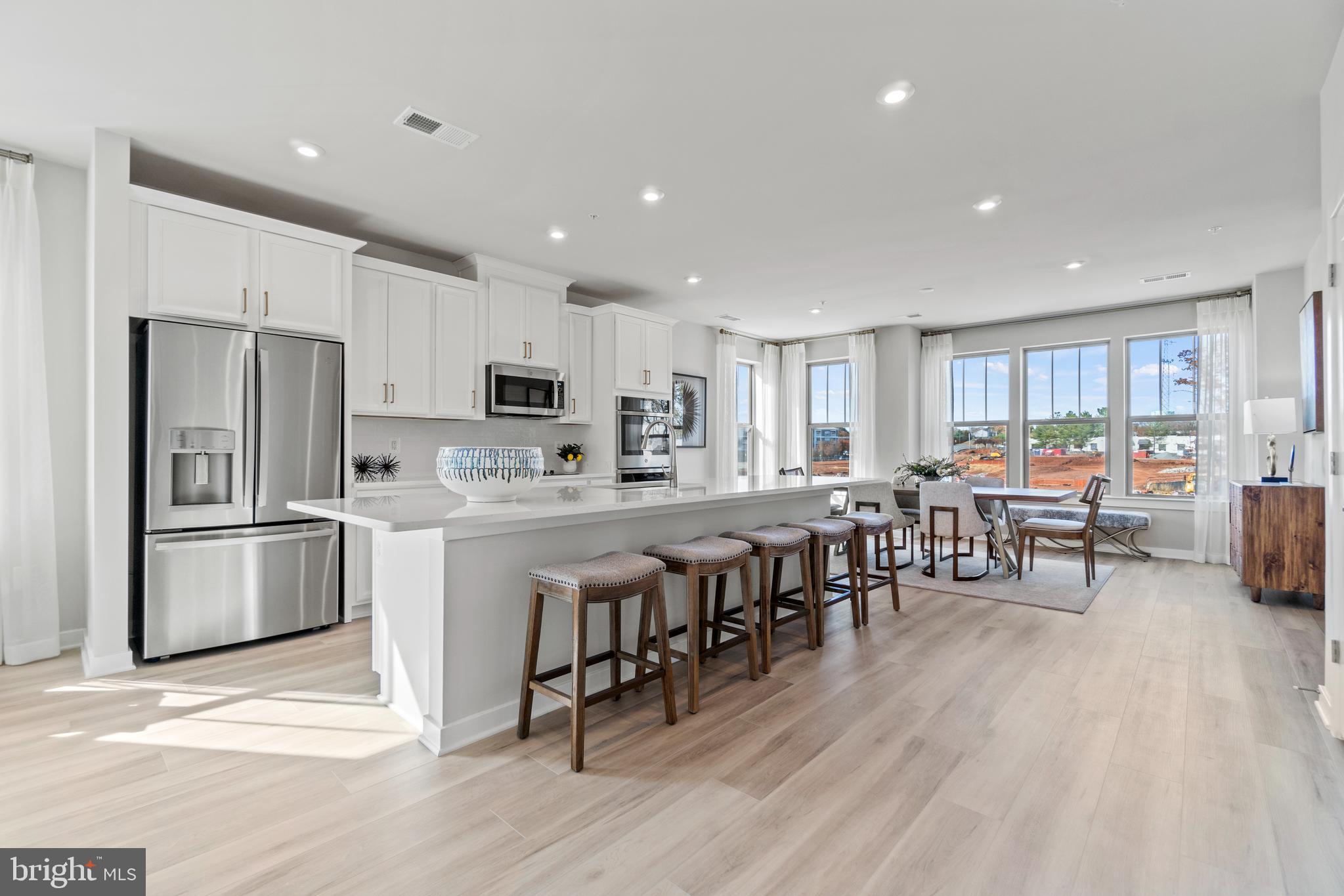 13508 INNOVATION Sta Loop Herndon, VA 20171 - Photo 2 of 31