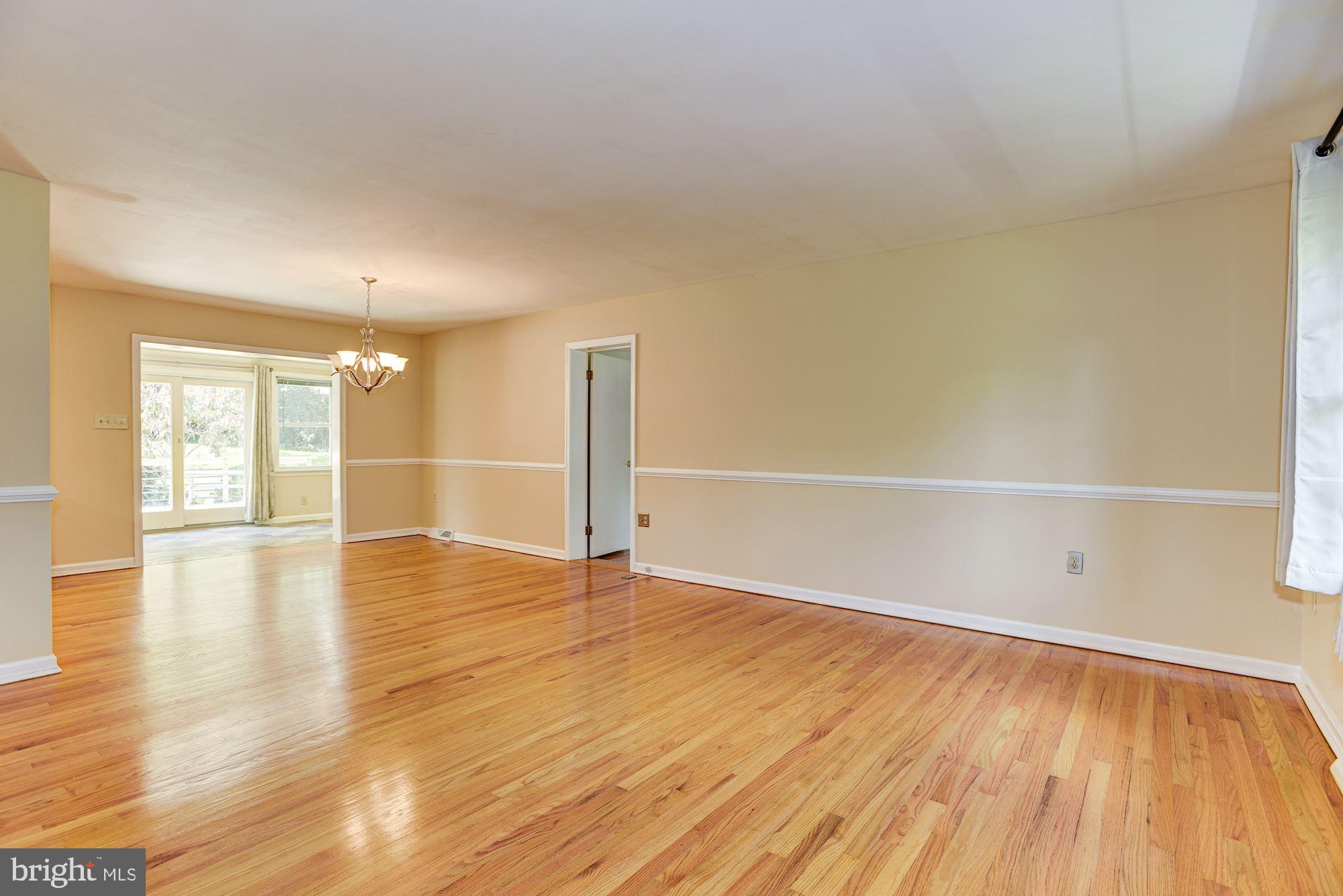 5601 Drought Spring Court Frederick, MD 21702 - Photo 11 of 43 Living Room
