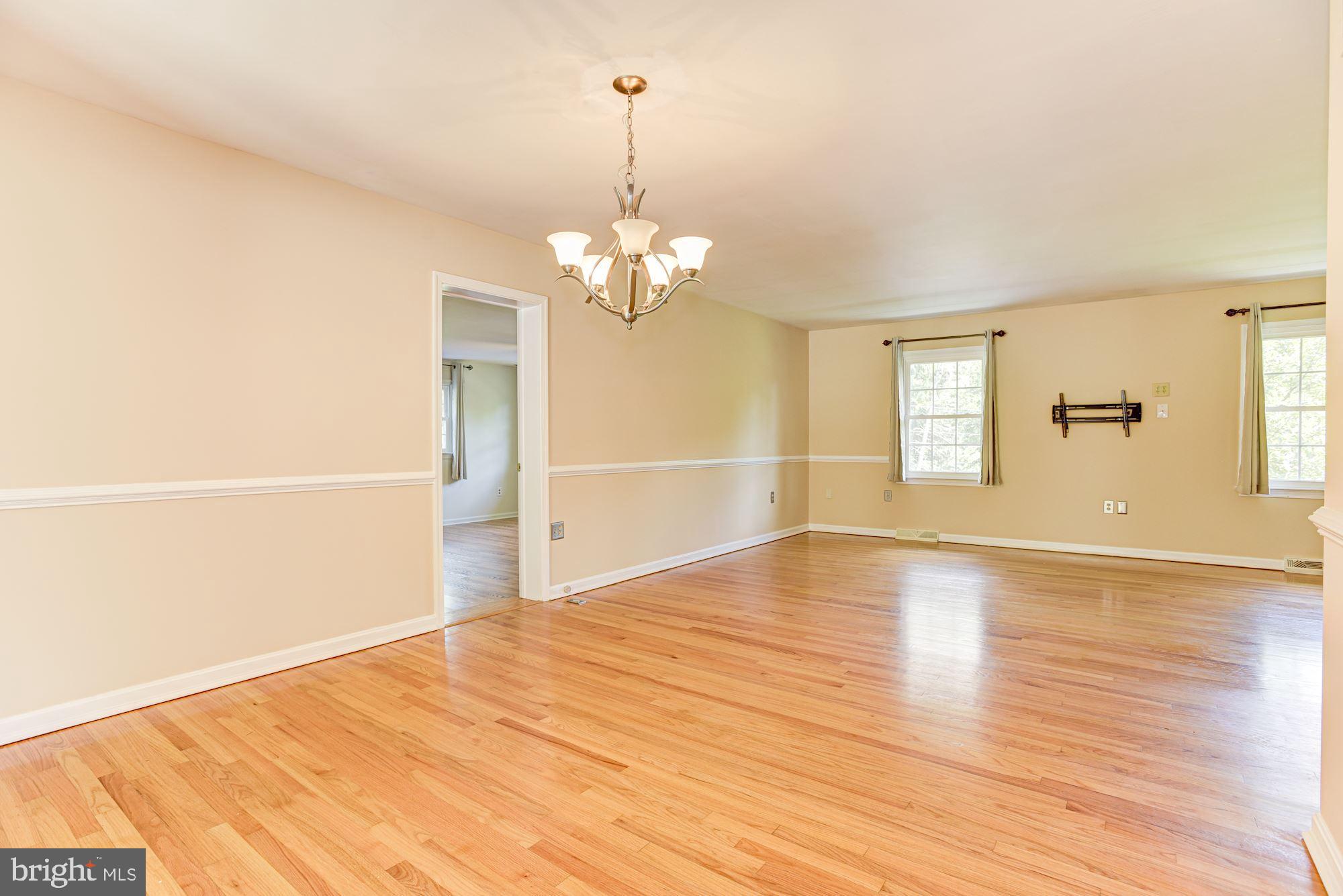 5601 Drought Spring Court Frederick, MD 21702 - Photo 12 of 43 Dining Room