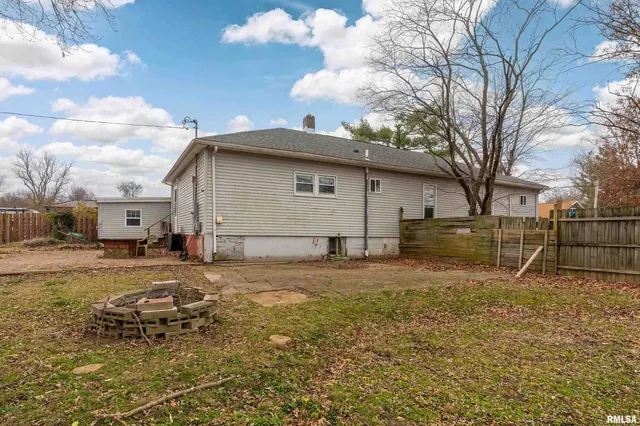 $115,000 | 308 North Washington Boulevard, West Frankfort, IL 62896