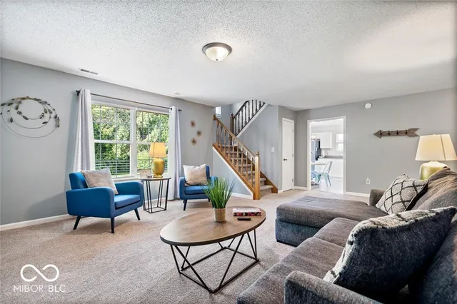 $3,250 | 404 East Pine Ridge Drive, Westfield, IN 46074