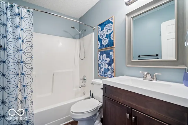 $3,250 | 404 East Pine Ridge Drive, Westfield, IN 46074