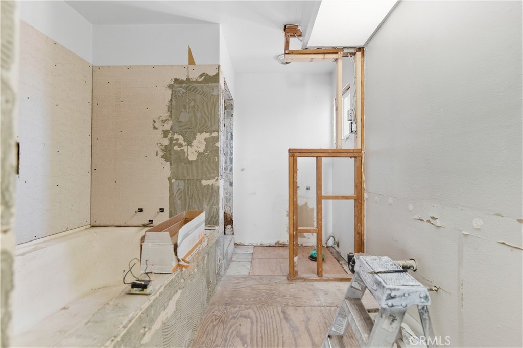 14629 Stage Road La Mirada, CA 90638 - Photo 47 of 59 (Master Bathroom)