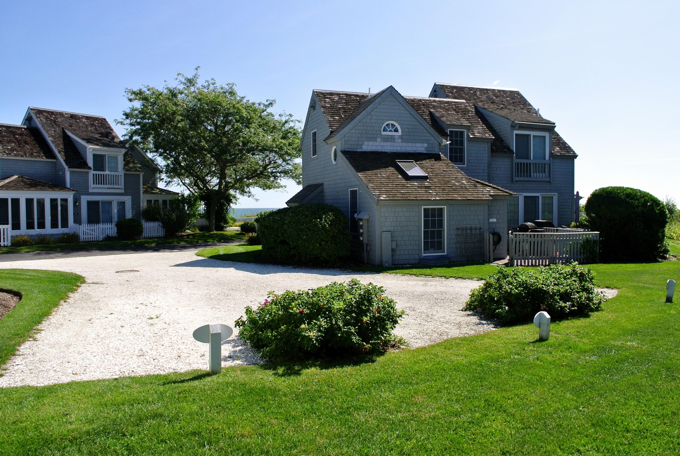 28 Milestone Way Mashpee, MA 02649 - Photo 8 of 32 DSC_1095
