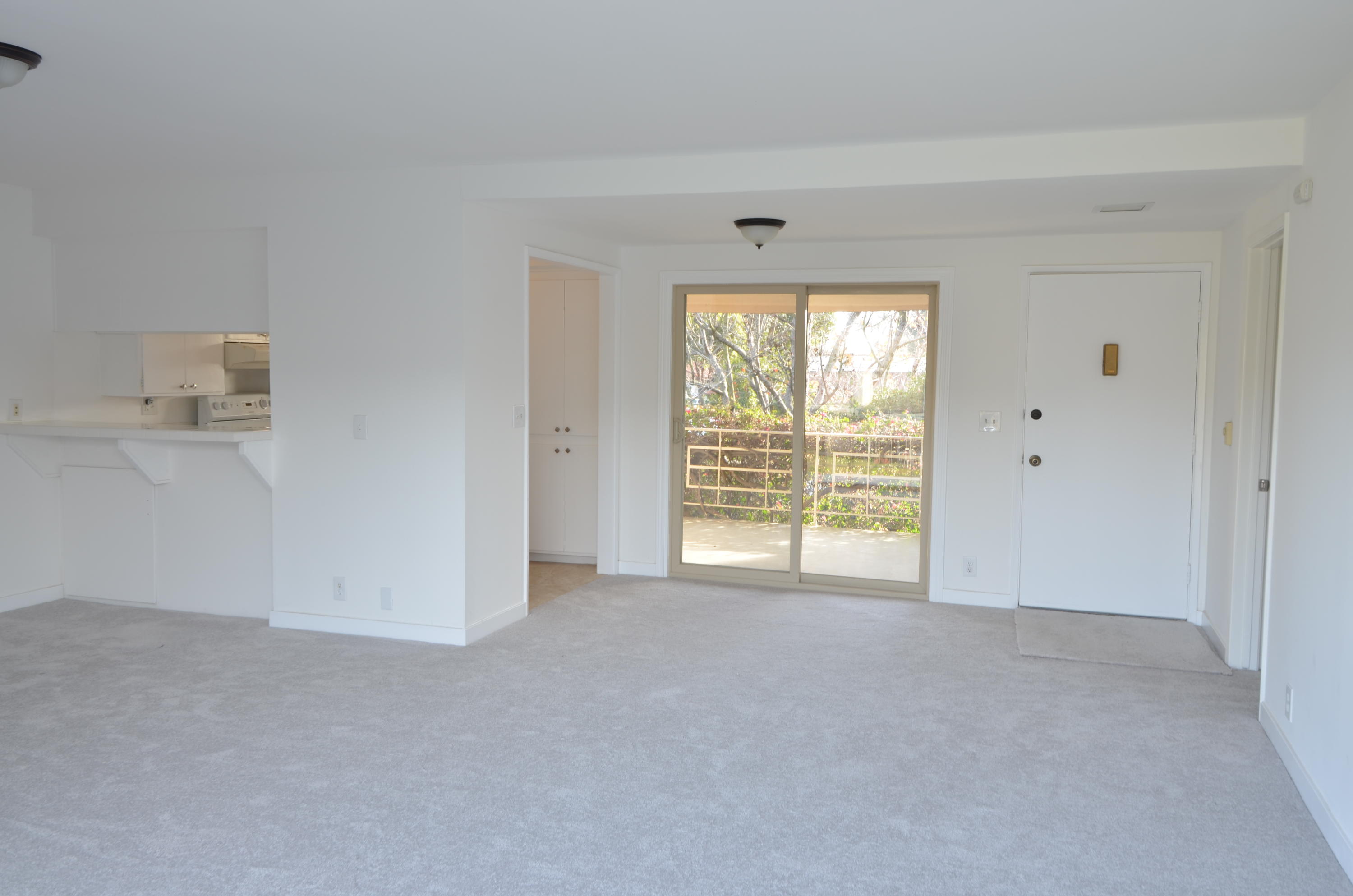 5970 Encina Road, Unit 4 Goleta, CA 93117 - Photo 8 of 8 DSC_1109
