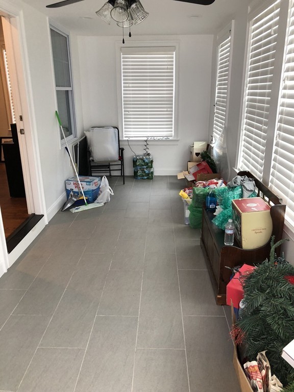 70 Baker Road Everett, MA 02149 - Photo 5 of 22