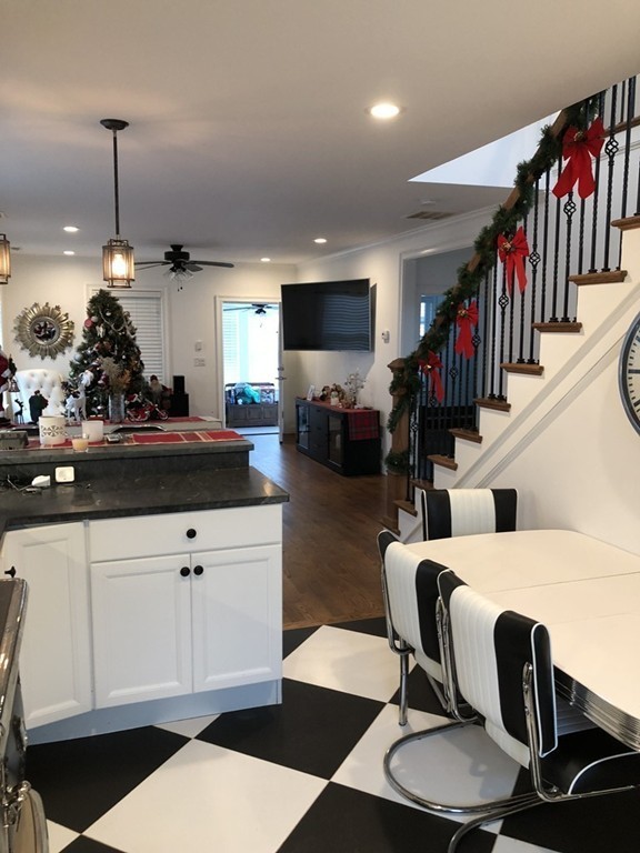 70 Baker Road Everett, MA 02149 - Photo 8 of 22