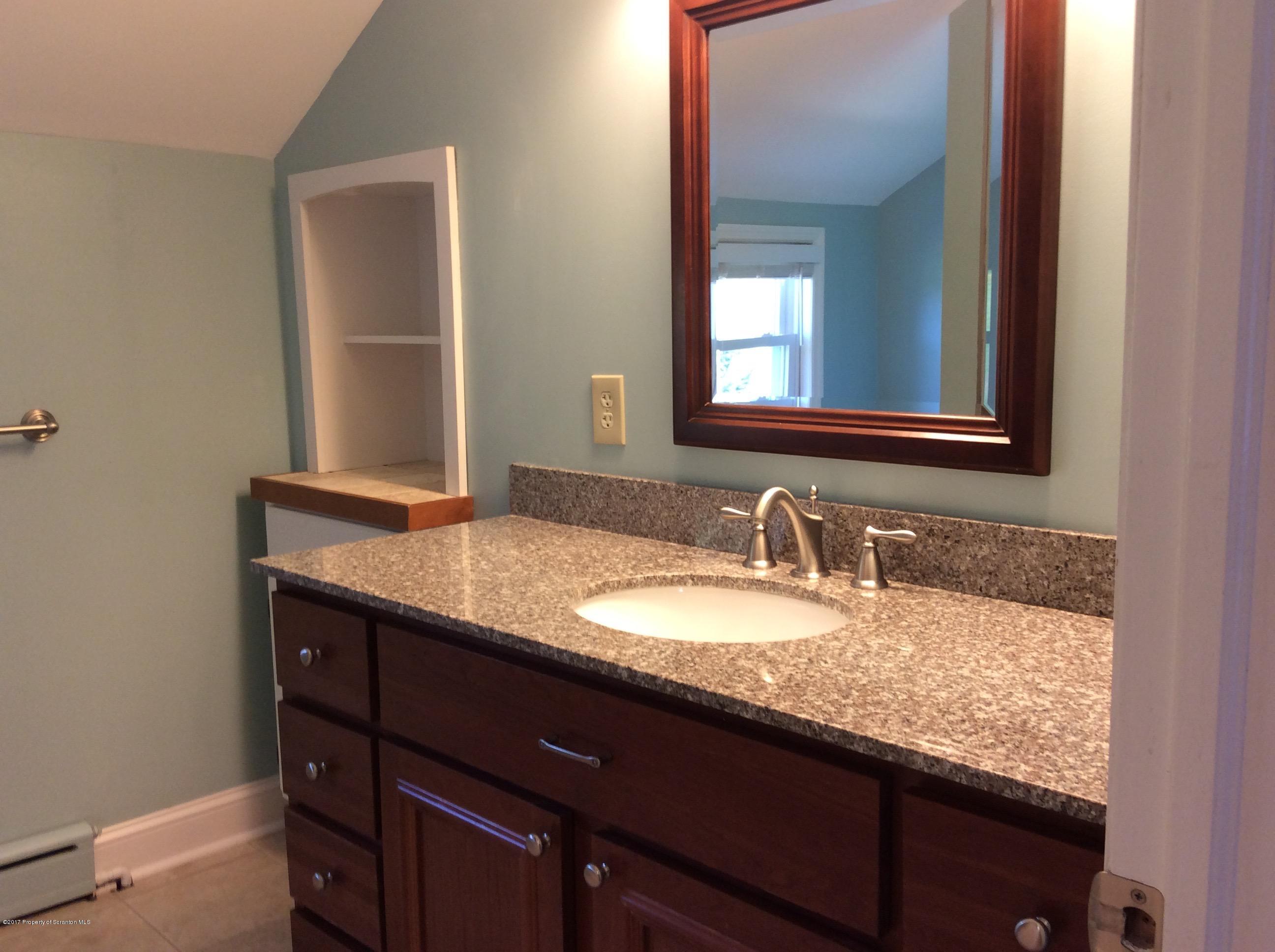 2541 Lithia Valley Road Factoryville, PA 18419 - Photo 14 of 29 Gallery Image 14