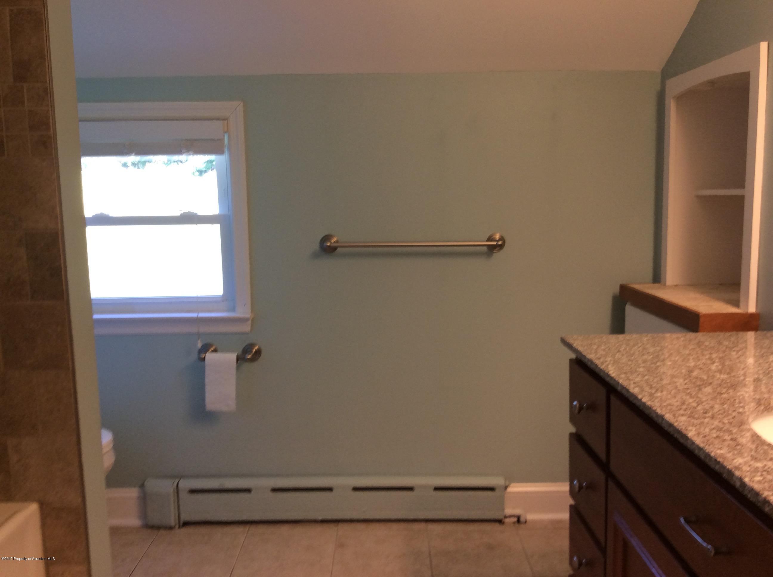 2541 Lithia Valley Road Factoryville, PA 18419 - Photo 15 of 29 Gallery Image 15