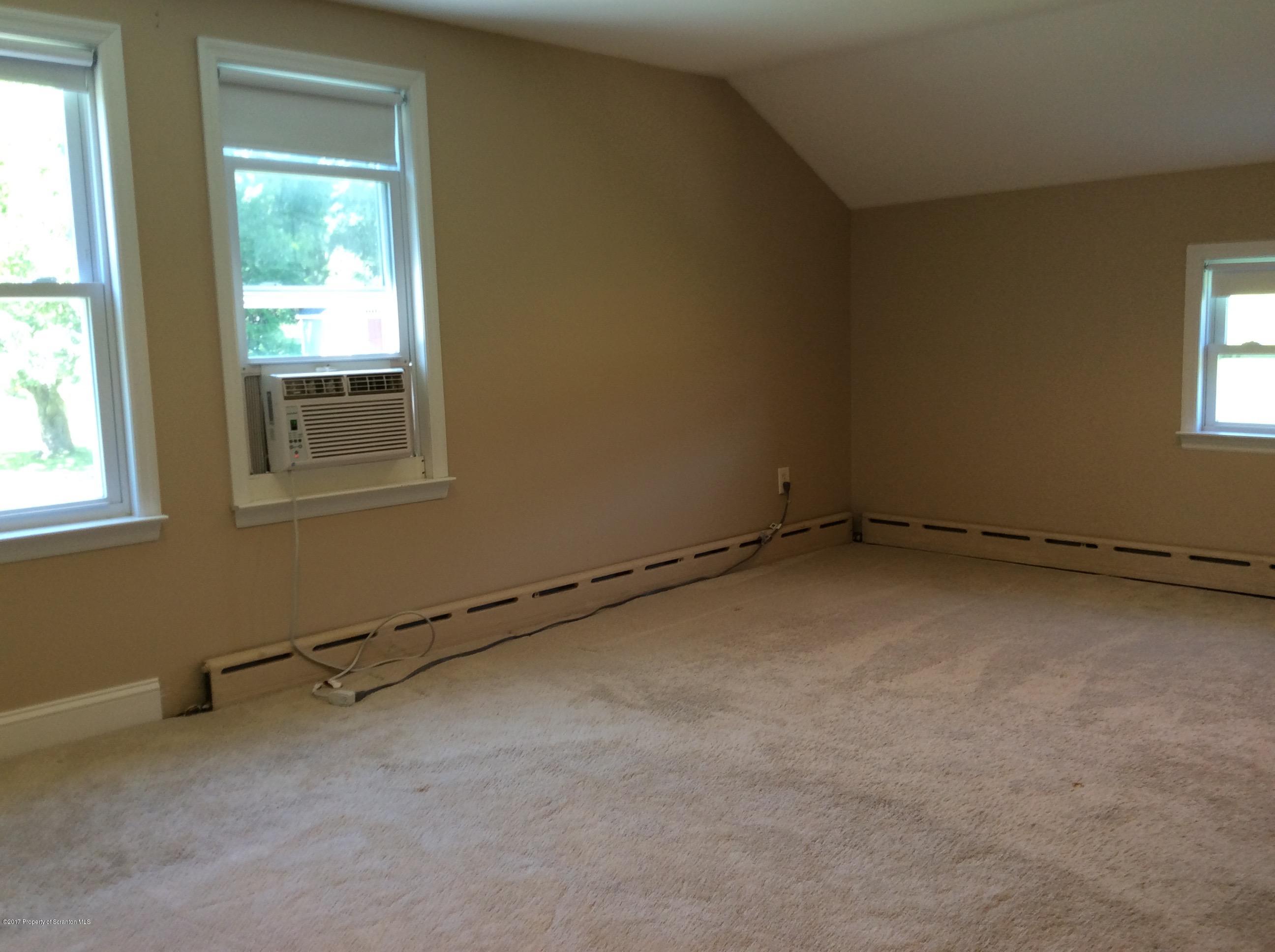 2541 Lithia Valley Road Factoryville, PA 18419 - Photo 18 of 29 Gallery Image 18