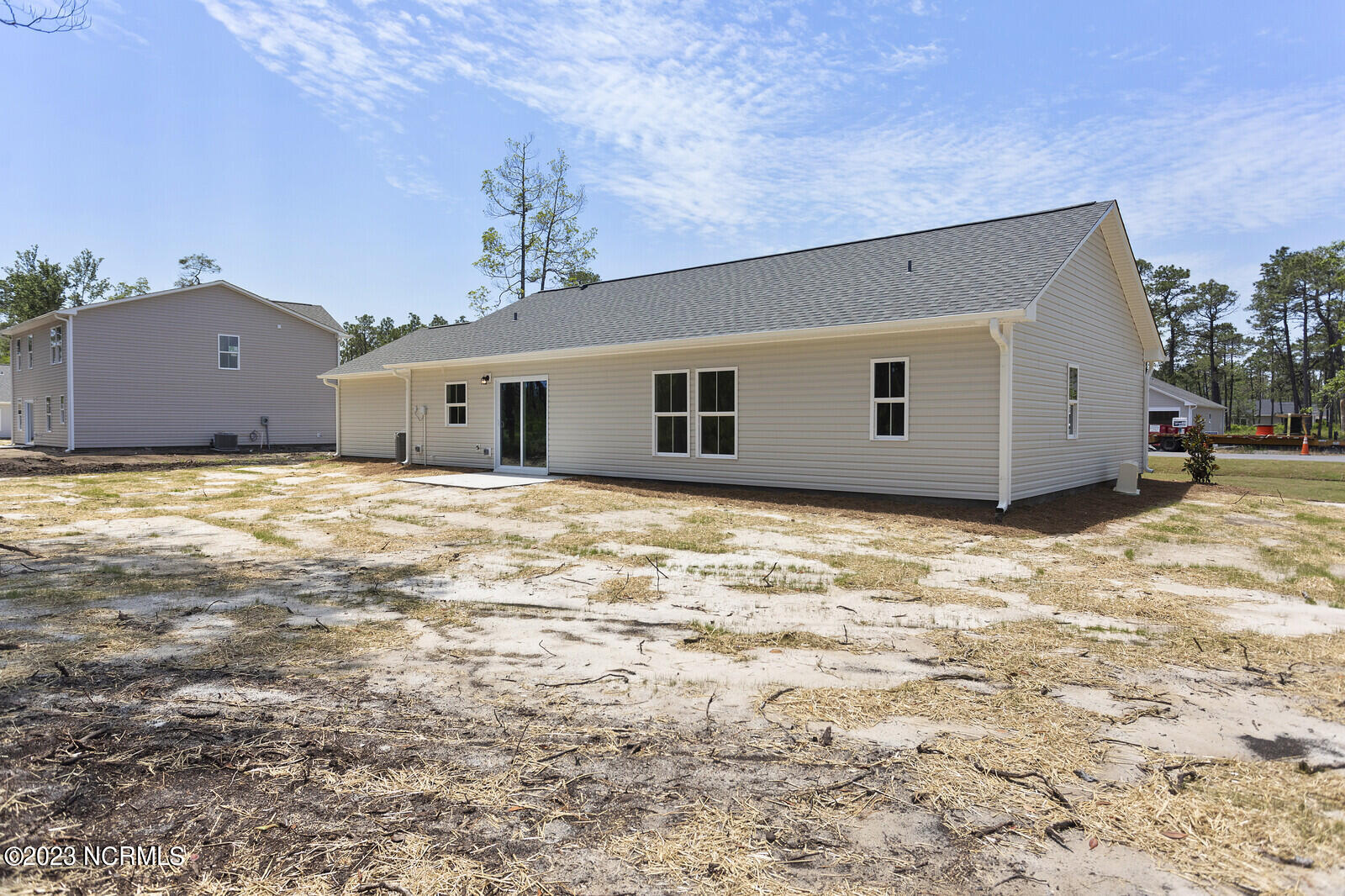 941 Westway Road Southport, NC 28461 - Photo 3 of 10 Sage - Craftsman Vinyl - 941 Pine Needle