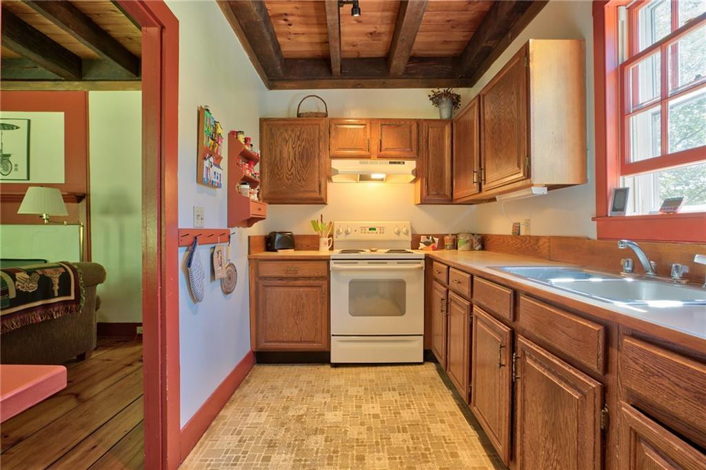 1673 Bremen Road Waldoboro, ME 04572 - Photo 12 of 29 Galley style kitchen off family room