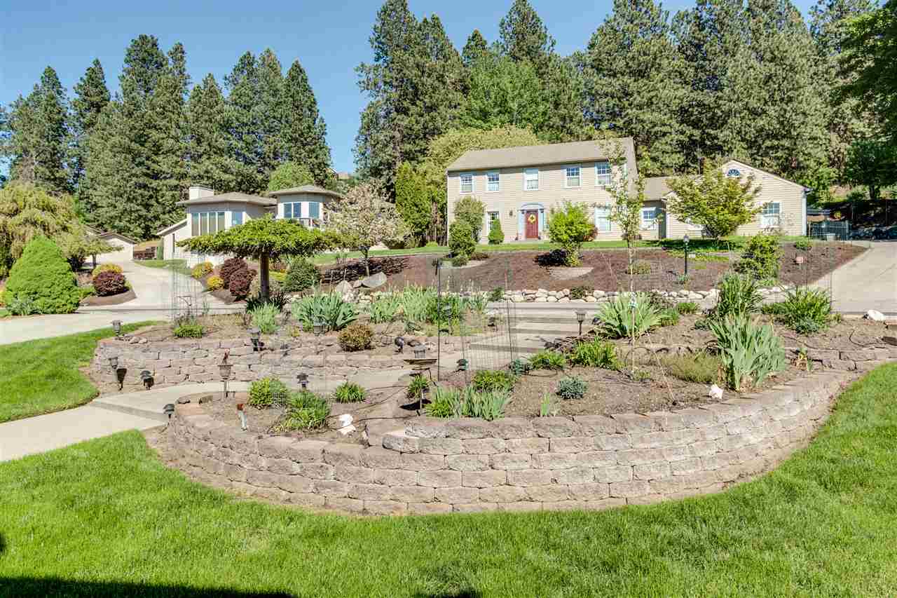 1914 South Ridgemont Drive Veradale, WA 99037 - Photo 2 of 20