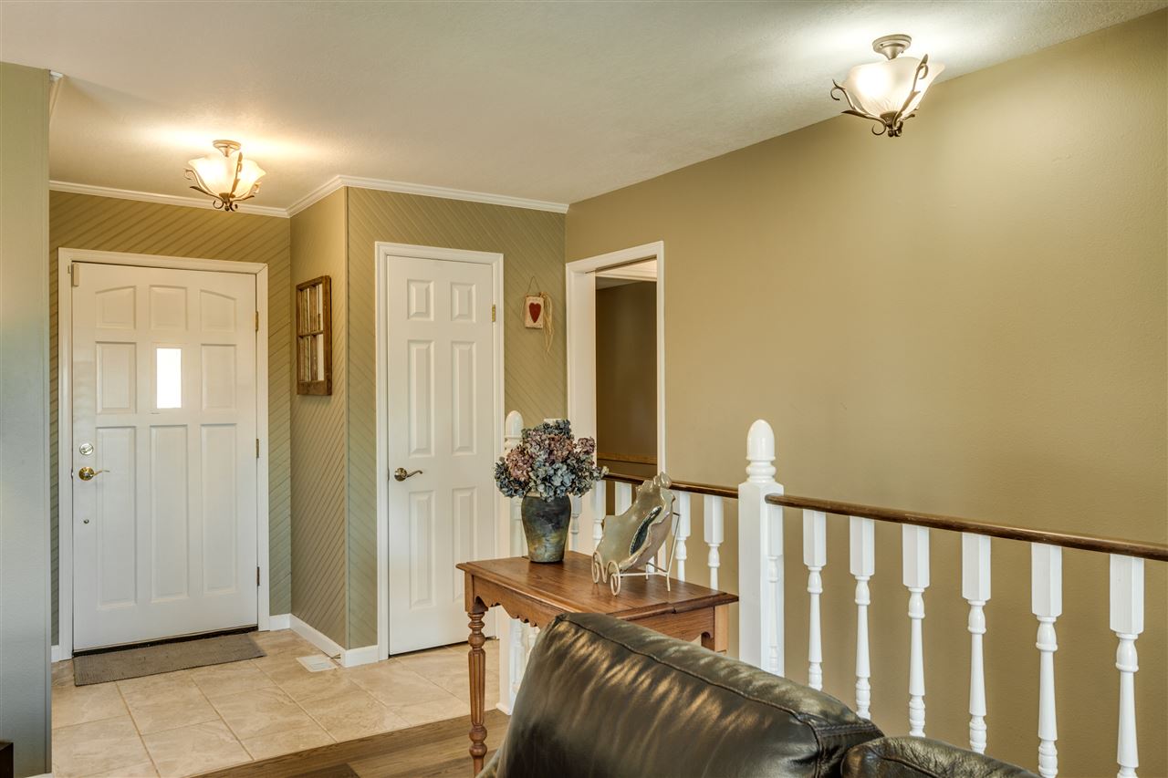 1914 South Ridgemont Drive Veradale, WA 99037 - Photo 3 of 20
