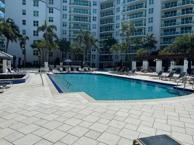 $8,500 | 550 Southeast Mizner Boulevard, Unit B501, Boca Raton, FL 33432