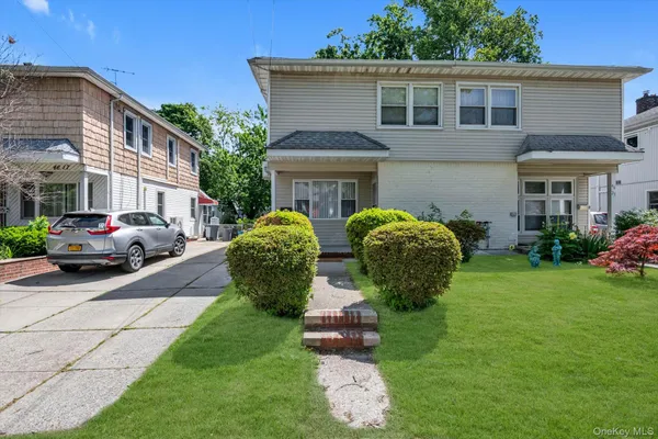 $980,000 | 46-21 216th Street | Bayside