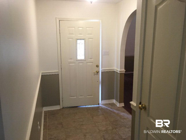 401 Lakeview Drive Mobile, AL 36695 - Photo 5 of 21