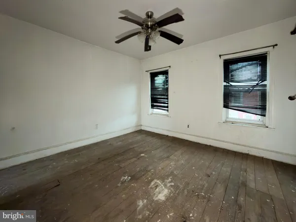 $39,900 | 99 East Seymour Street, Philadelphia, PA 19144