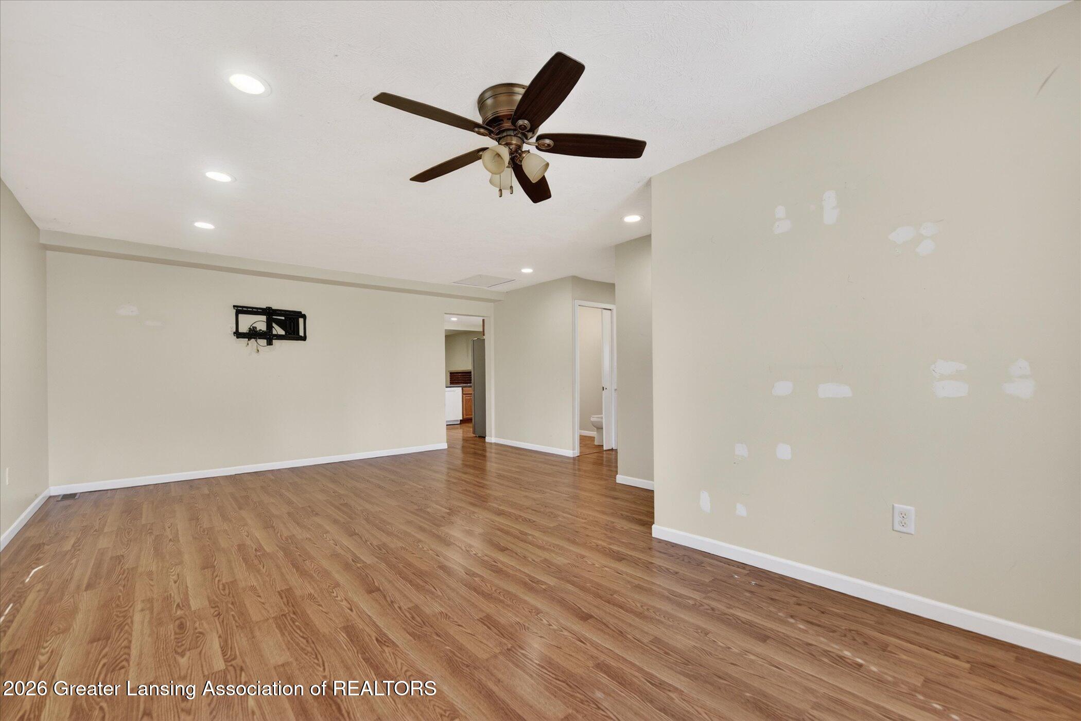 6015 South Stine Road Olivet, MI 49076 - Photo 17 of 34 17-6015-S-Stine-Charlotte-MI-48813-Windo