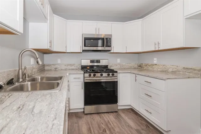 $559,900 | 10760 North Magnolia Avenue, Unit B6, Santee, CA 92071