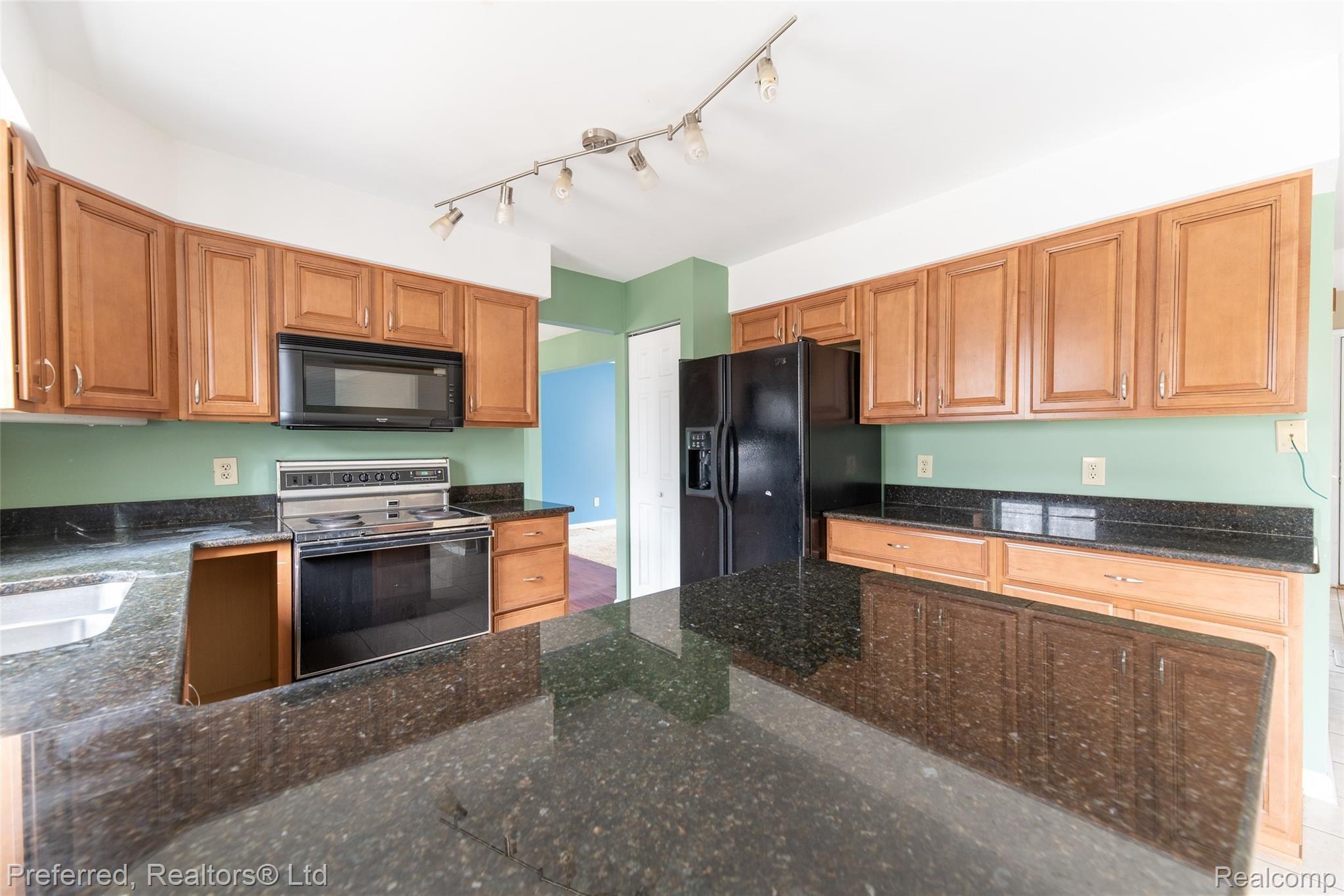 13505 Germany Road Fenton, MI 48430 - Photo 7 of 30 DSC_6612.jpg