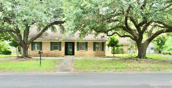 $250,000 | 1302 Linwood Drive, Wharton, TX 77488