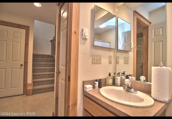 $2,500 | 371 Linden Court, Tannersville, PA 18372