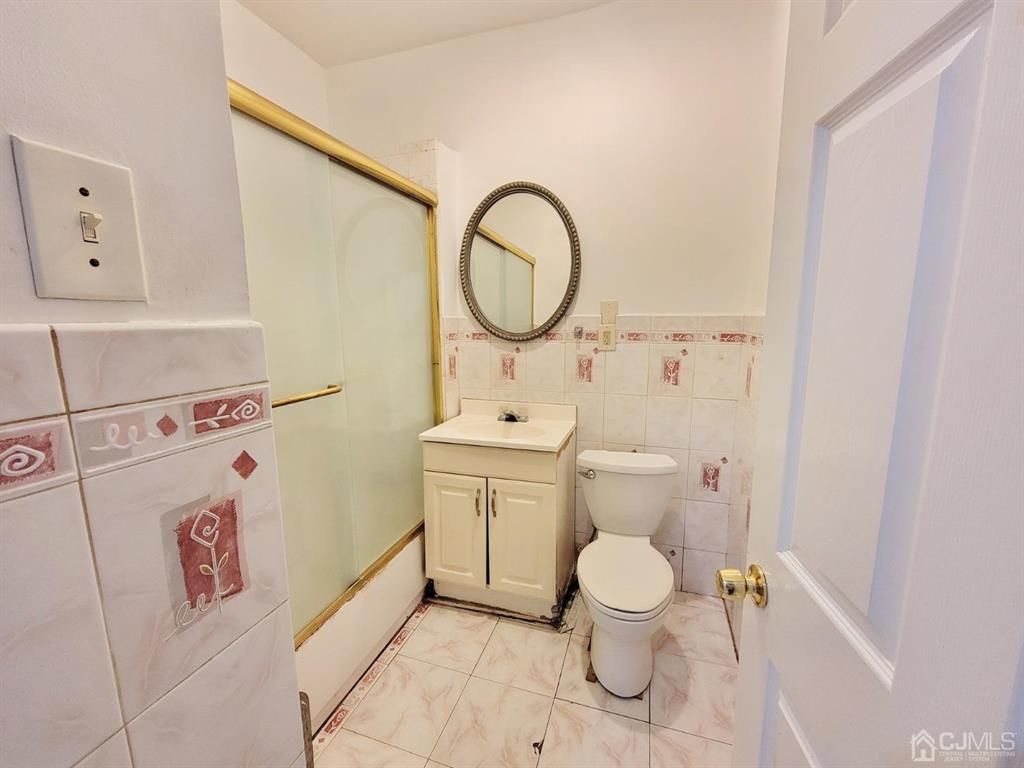 76 Riggs Place West Orange, NJ 07052 - Photo 12 of 41 Gallery Image 12