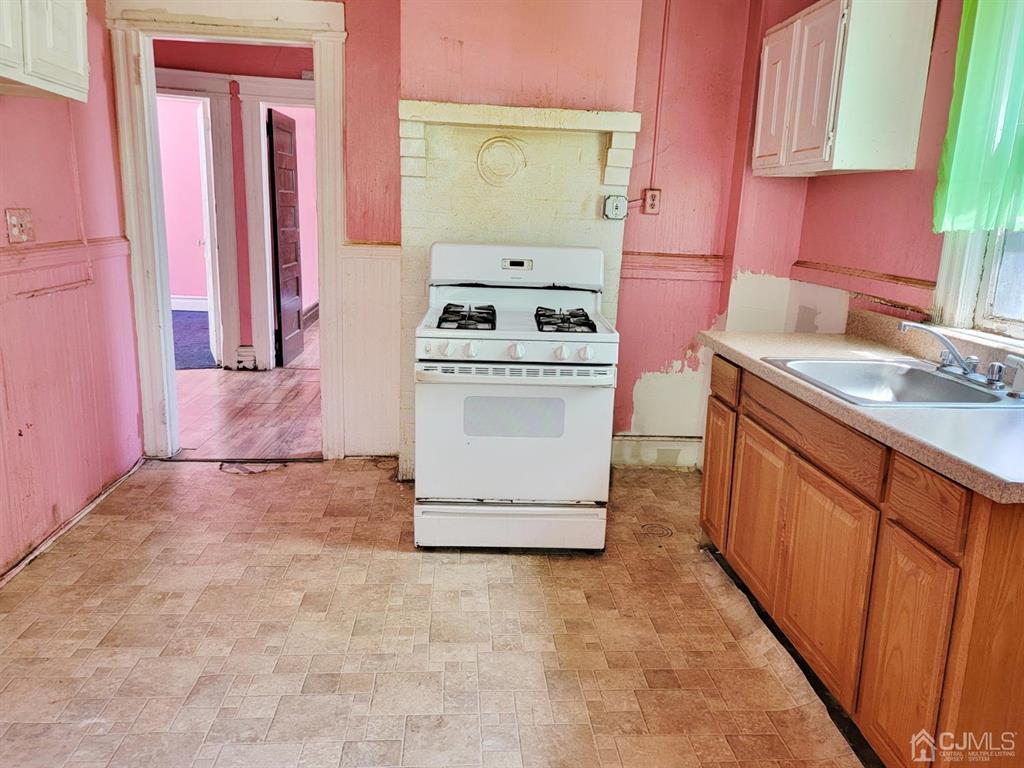 76 Riggs Place West Orange, NJ 07052 - Photo 31 of 41 Gallery Image 31