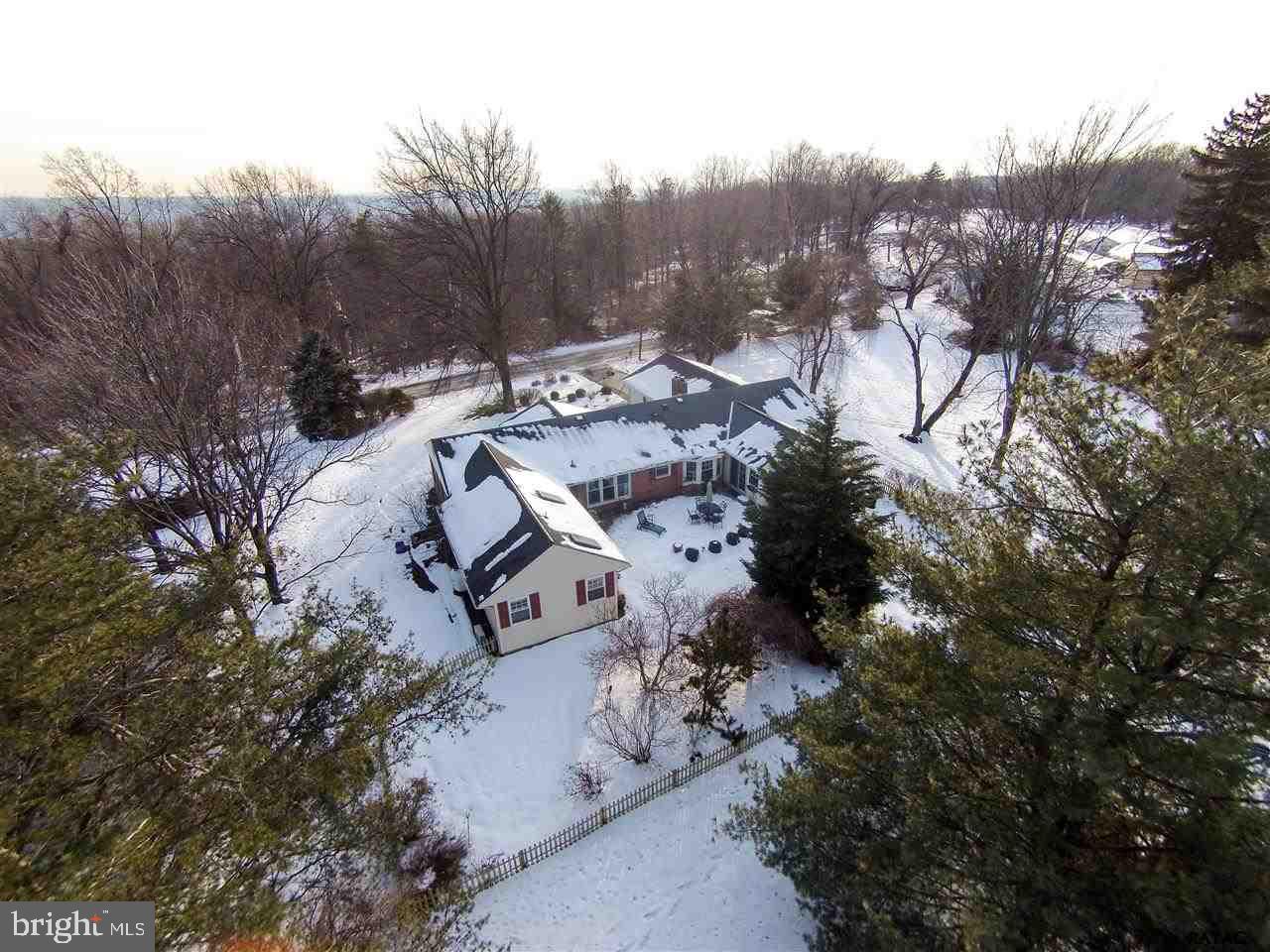 3475 Deininger Road York, PA 17406 - Photo 2 of 35 Gallery Image 2