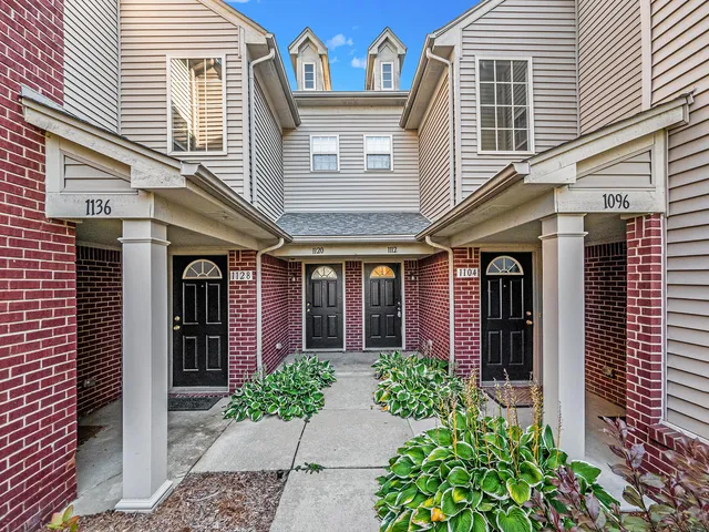 $1,900 | 1112 Addington Lane, Ann Arbor, MI 48108