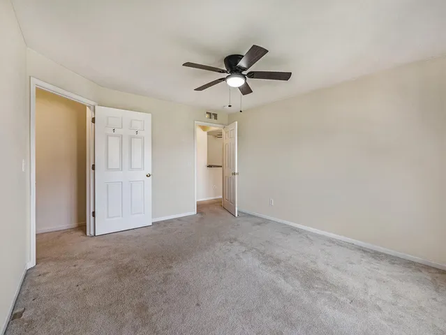 $1,900 | 1112 Addington Lane, Ann Arbor, MI 48108