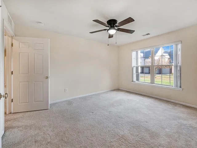 $1,900 | 1112 Addington Lane, Ann Arbor, MI 48108