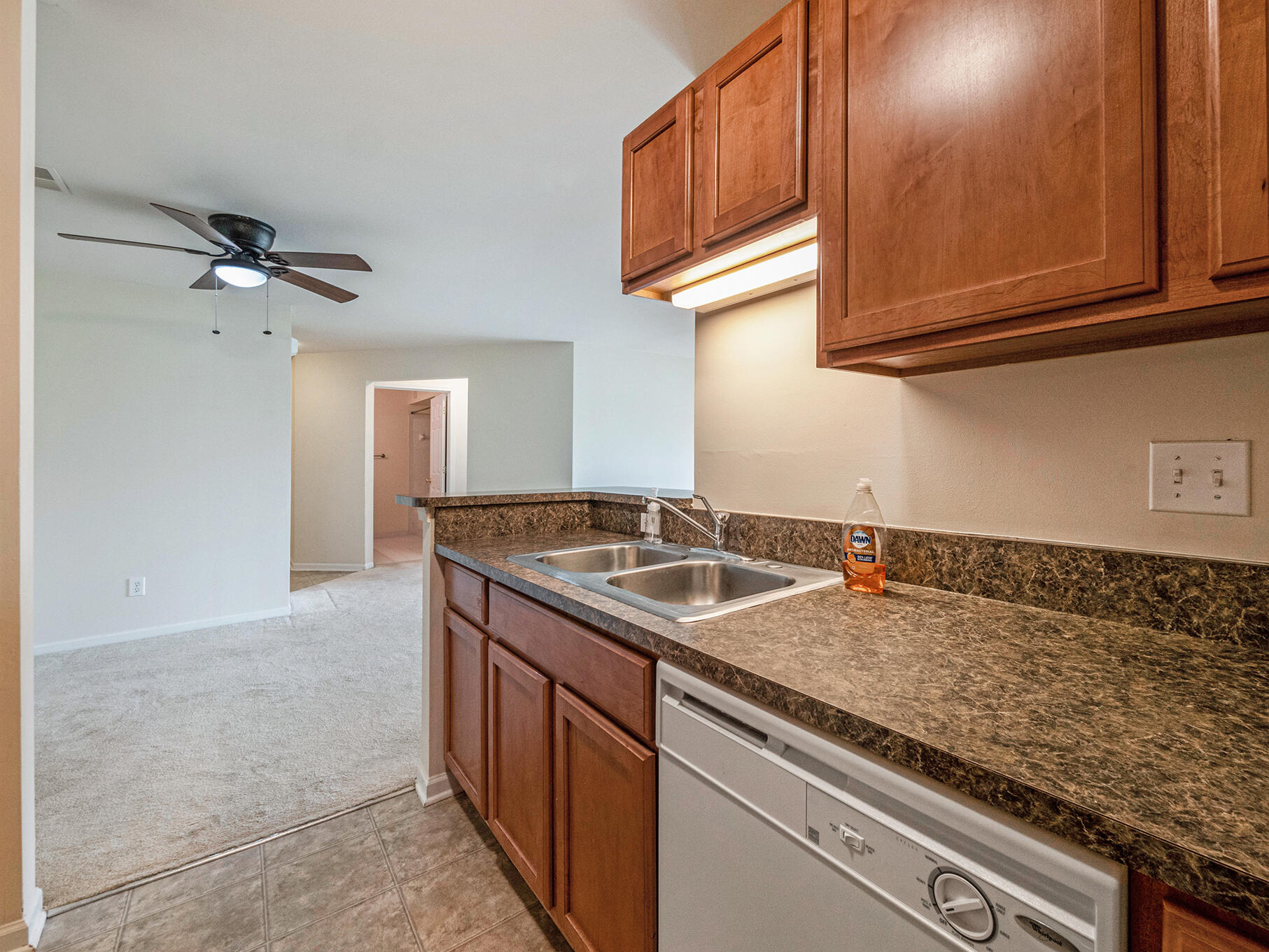 1112 Addington Lane Ann Arbor, MI 48108 - Photo 7 of 25 photo_28