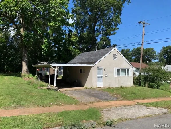 $59,900 | 1947 Spencer Avenue, Overland, MO 63114