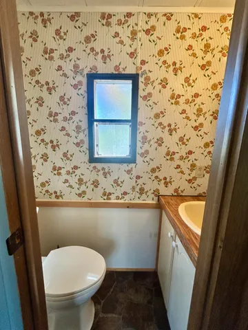 $225,000 | 158 Common Road, Dixfield, ME 04224