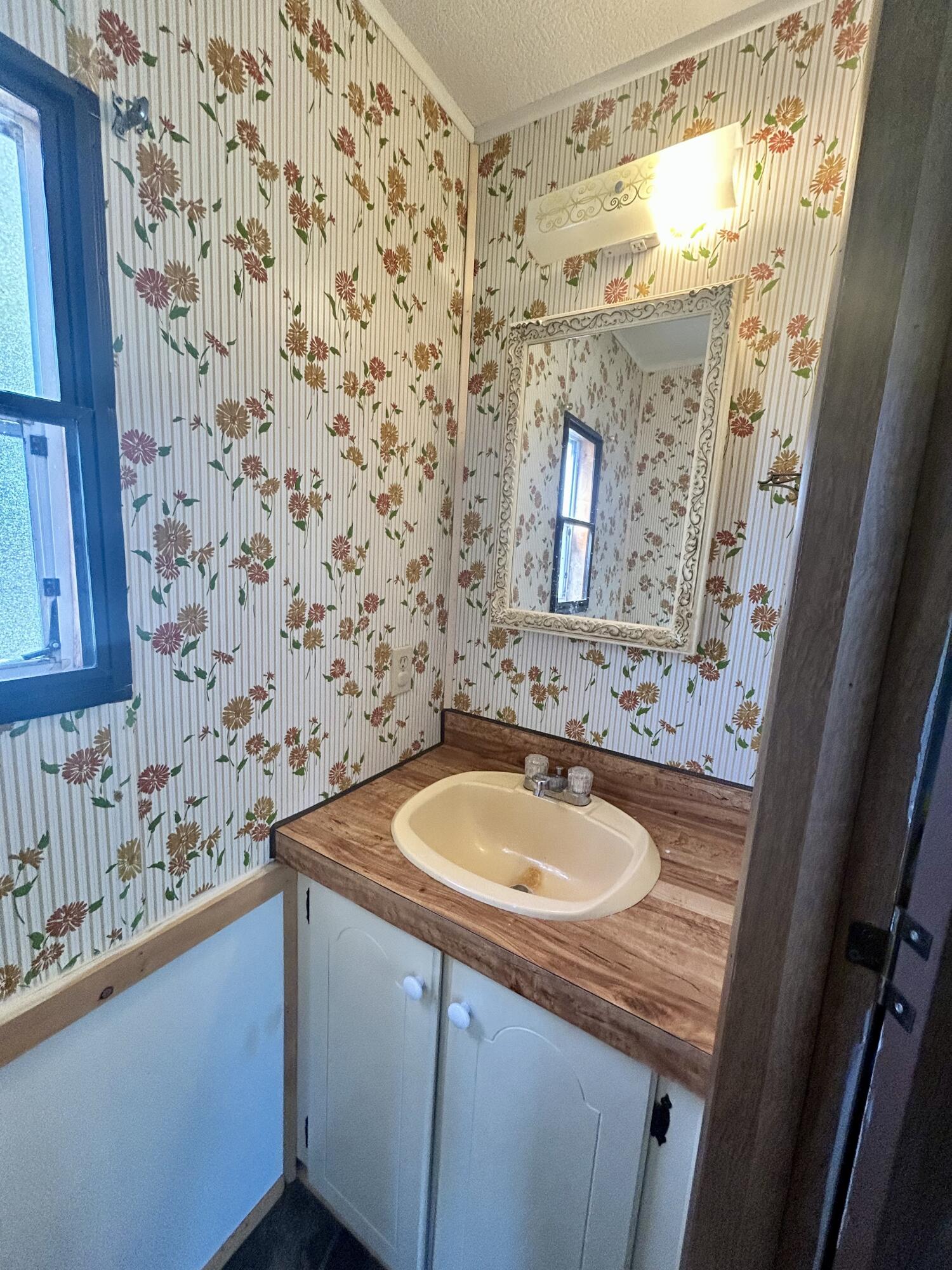 158 Common Road Dixfield, ME 04224 - Photo 23 of 43 IMG_3597