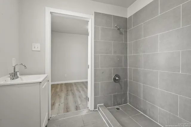 $1,375 | 2202 Perez Street, San Antonio, TX 78207