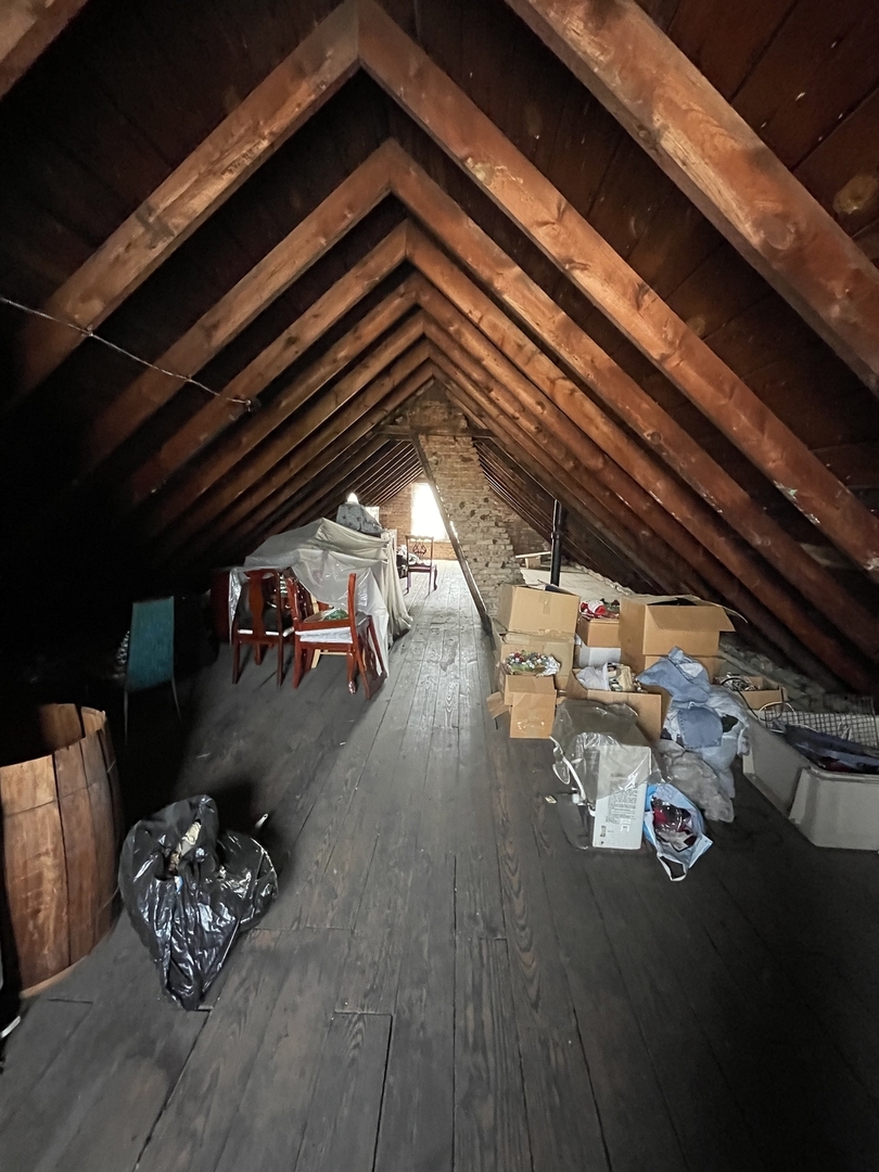 4754 South Springfield Avenue Chicago, IL 60632 - Photo 9 of 12 a view of storage and utility room