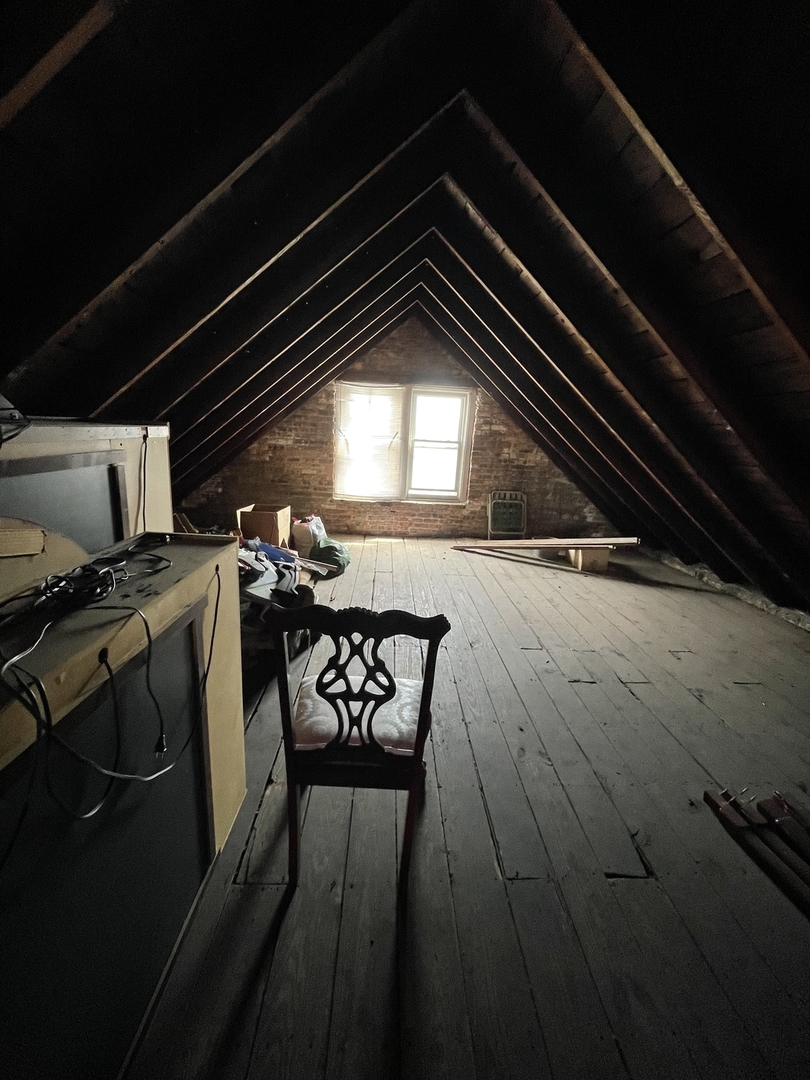 4754 South Springfield Avenue Chicago, IL 60632 - Photo 10 of 12