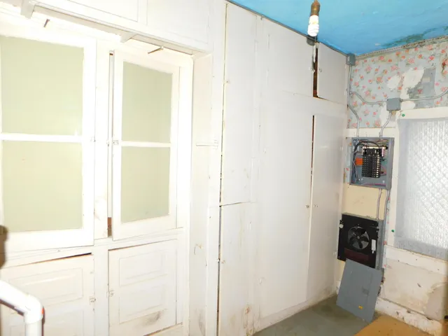 $70,000 | 111 East St Marys Street, Decatur, MI 49045